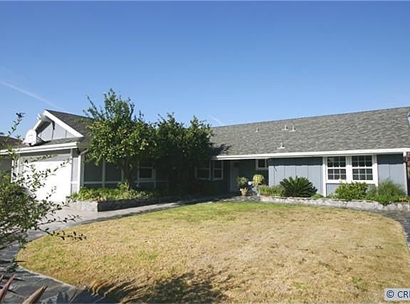 2nd image of 723 E Meadowbrook Ave