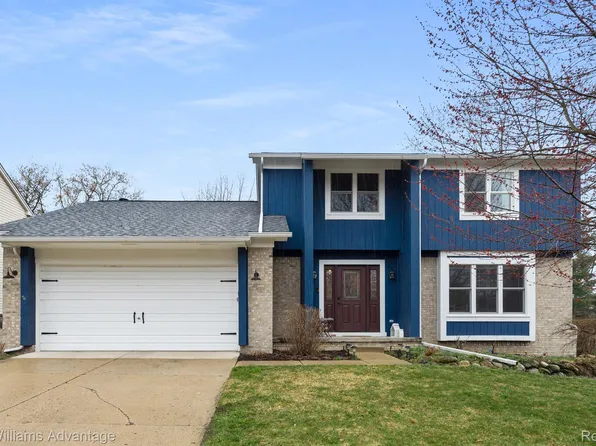 1742 Weyhill Dr, Wixom, MI 48393