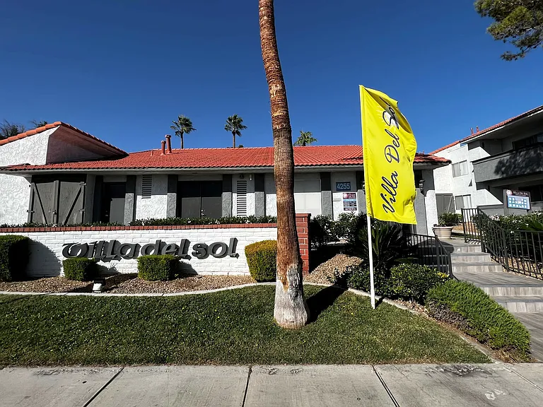 Villa Del Sol — Photo 1