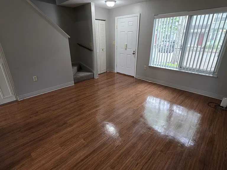 70 Westwind Rd — Photo 3