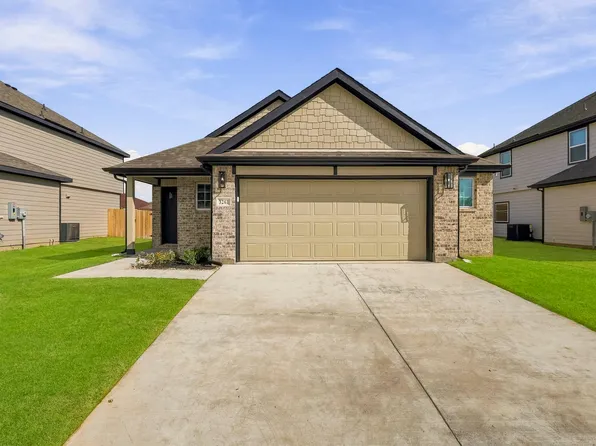 3261 Kelso Dr, Fort Worth, TX 76140