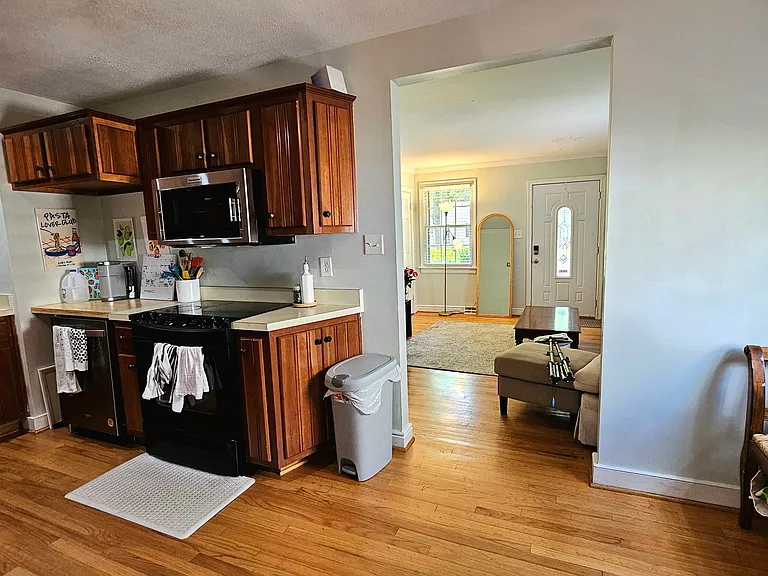 6508 Hanover Ave — Photo 10
