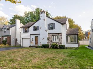 189 Scholfield Rd, Rochester, NY 14617