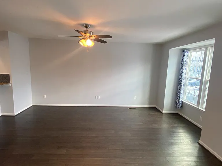 105 Chamomile Ct — Photo 6
