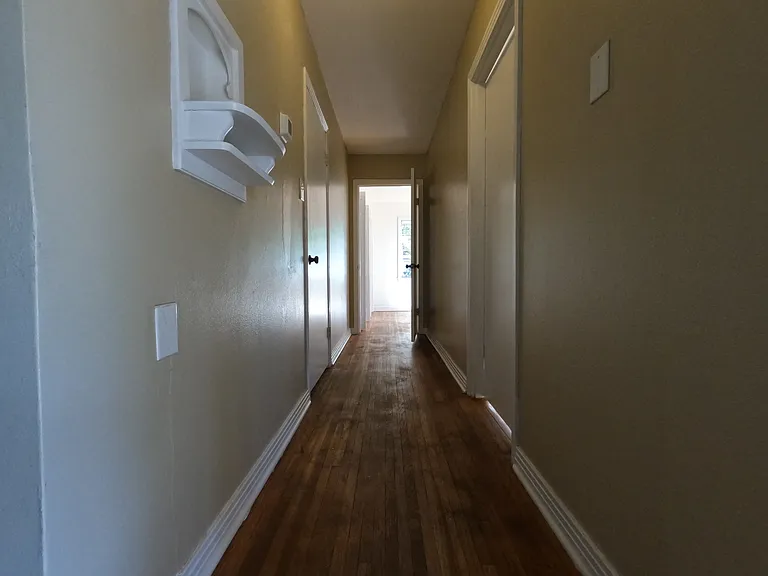765 Callaway Dr — Photo 8