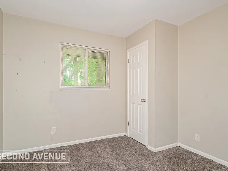 232 McAlpine Dr — Photo 12