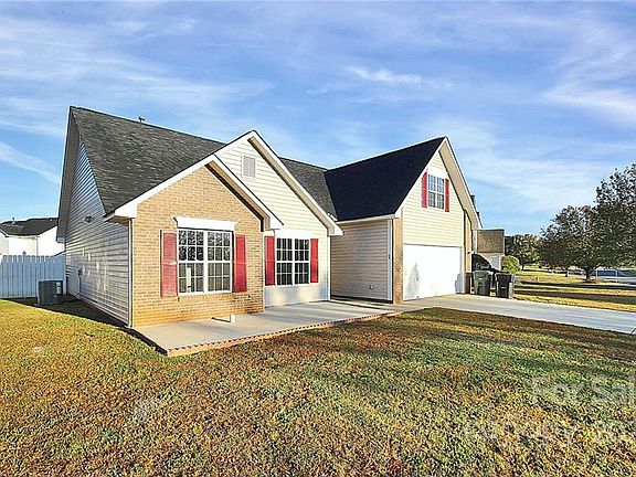 2nd image of 2725 Thornburg Ct