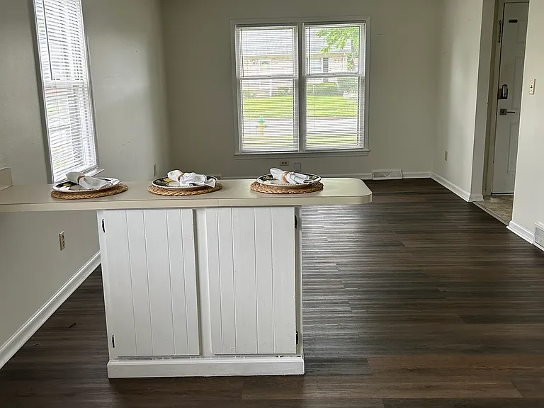 1024 Wedgewood Rd — Photo 12