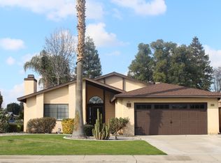 9228 Lacroix Ct, Bakersfield, CA 93311