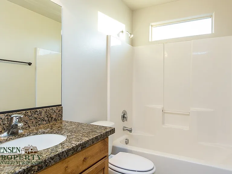 370 W Buena Vis #101 — Photo 16