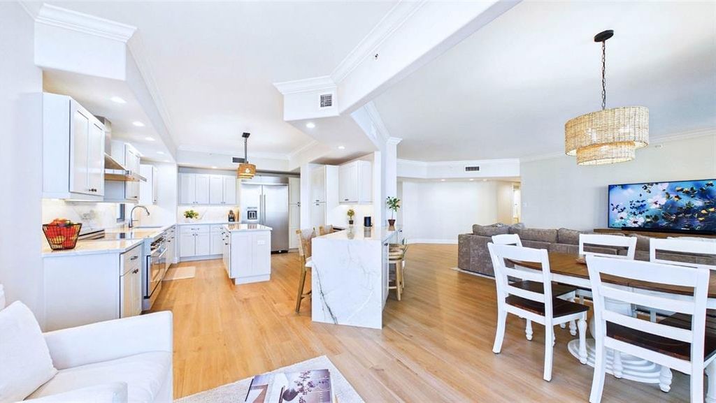 Apartment in Longboat Key, Sarasota - View 3