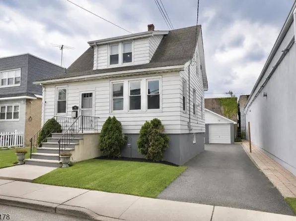 58 Sidney St, Lodi Boro, NJ 07644