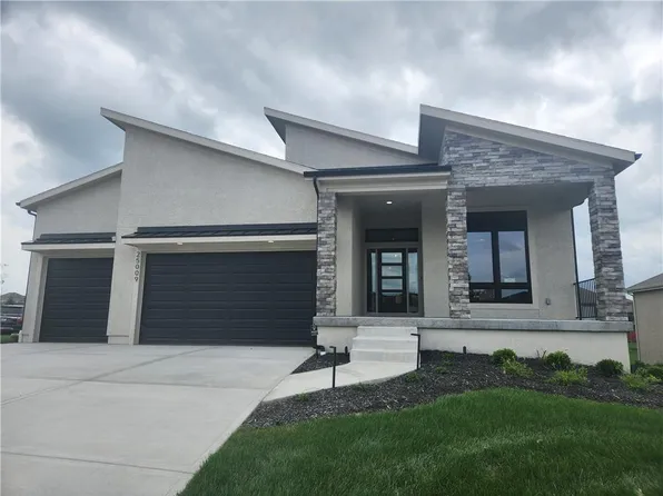 25009 W 112th St, Olathe, KS 66061