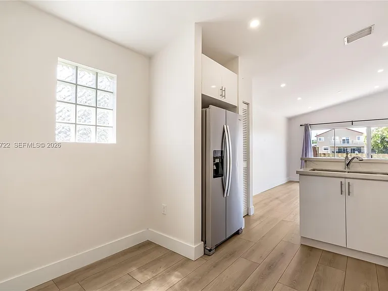 15472 SW 148th Ter — Photo 10