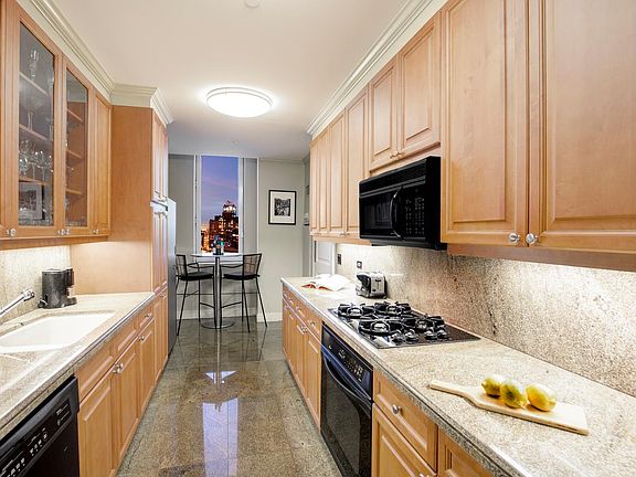 5th image of 188 E 78th St #Penthouse