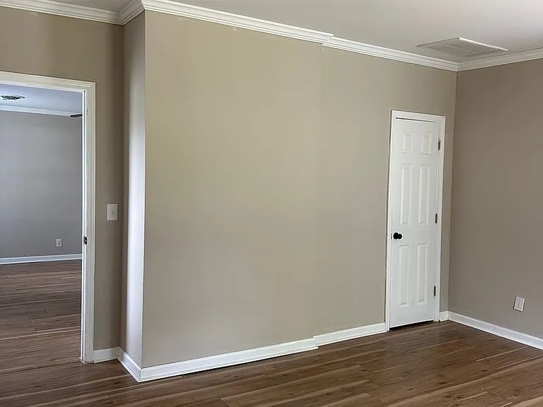 1008 Speight St — Photo 10
