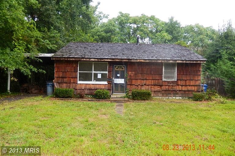 1st image of 3912 Elmwood Dr