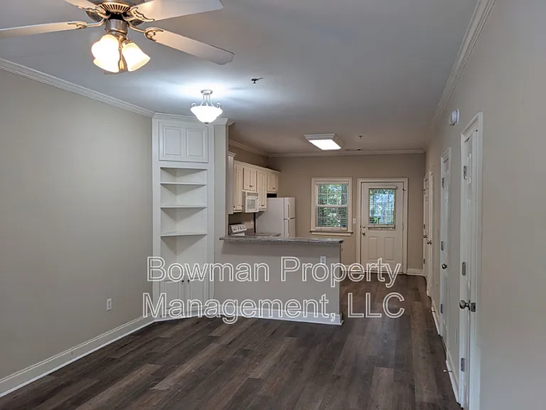 460 Barnett Shoals Rd #F3 — Photo 2