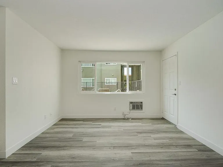 6602 Beadnell Way #4 — Photo 10