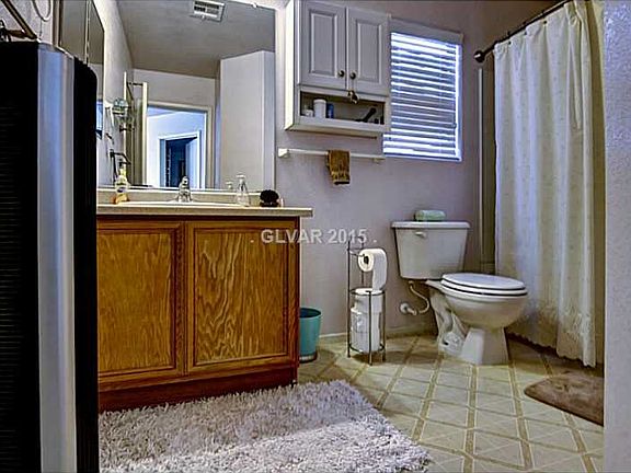 4th image of 11674 Stivali St