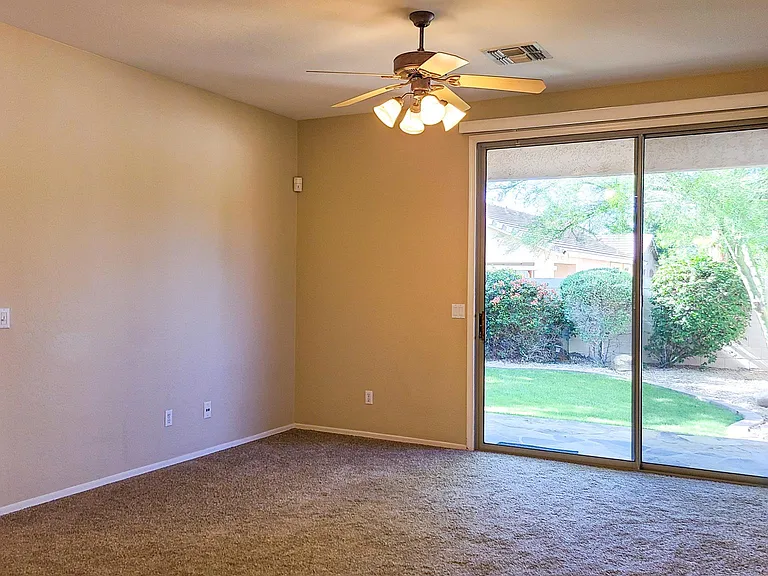 2634 E Fremont Rd — Photo 10