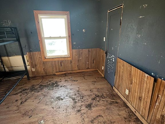 4th image of 2109 E Longshore Pl