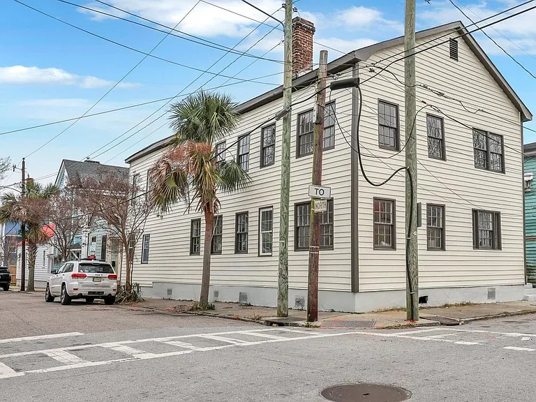90 Hanover St — Photo 12