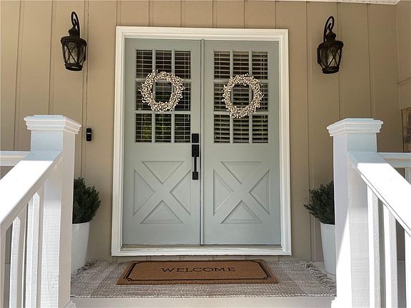 2nd image of 283 Northgate Trce