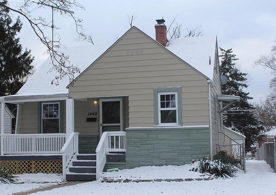 1440  Melrose Avenue Kettering OH 45409
