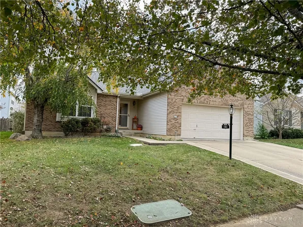 60 N Dockside Dr, Springboro, OH 45066