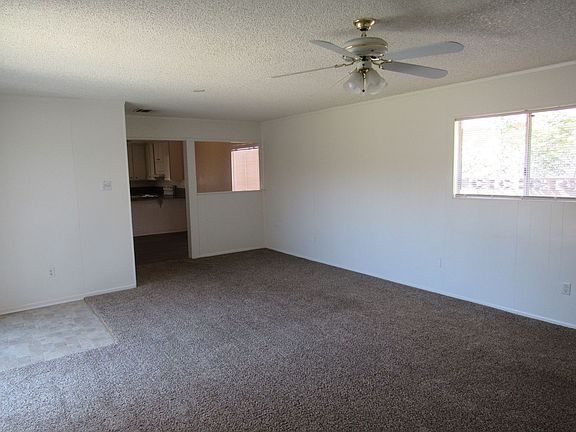 4th image of 44518 Watford Ave