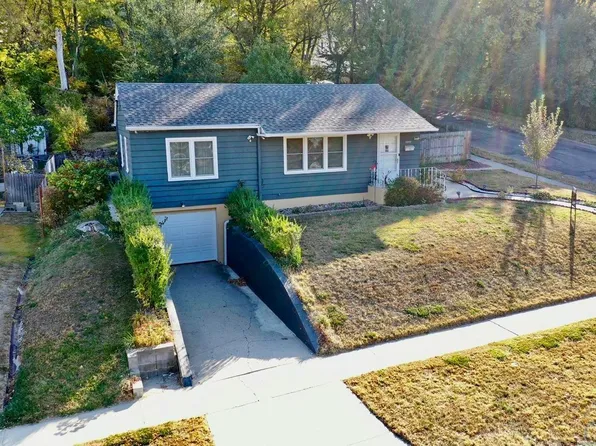 3200 Grandview Blvd, Sioux City, IA 51104