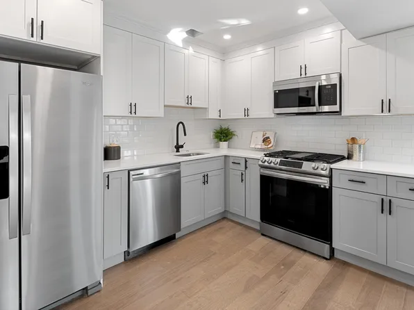 19 George St, Somerville, MA 02145