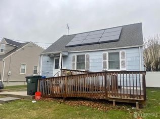 234 Old Rd, Sewaren, NJ 07077