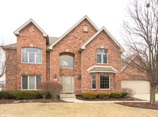 7878 Marquette Dr N, Tinley Park, IL 60477