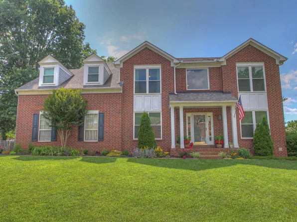 213 Lancelot Ln, Franklin, TN 37064