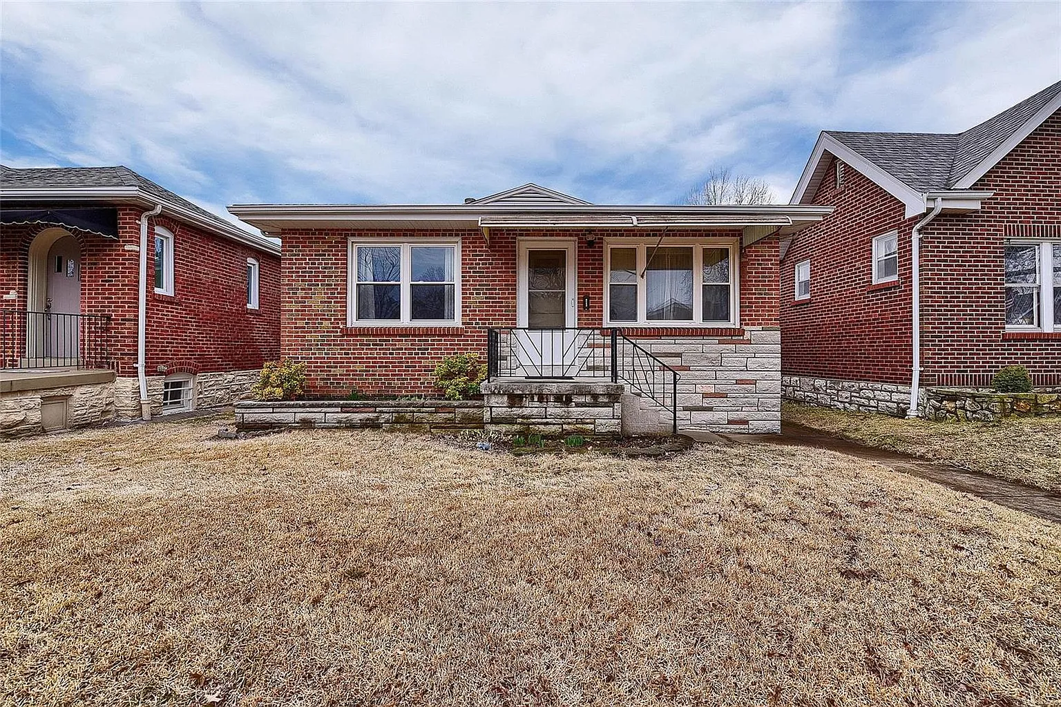 6512 Parkwood Pl photo 1