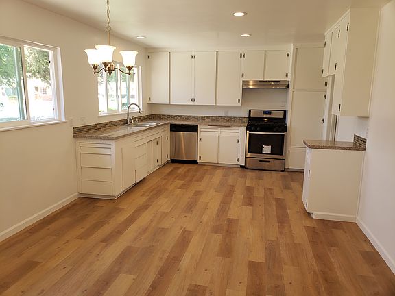 Bright and open with Granite