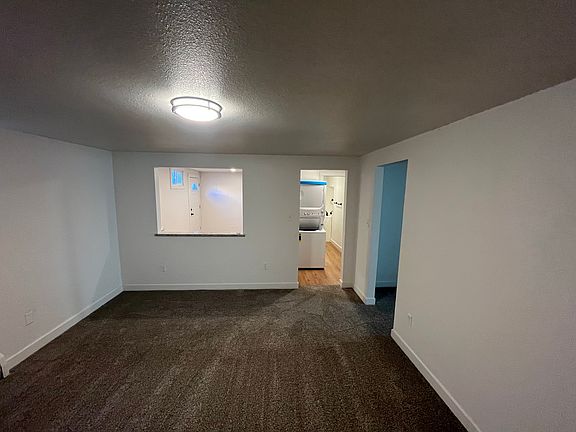 4th image of 2514 E Buena Ventura St #B
