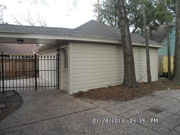2nd image of 622 Rainwood Dr
