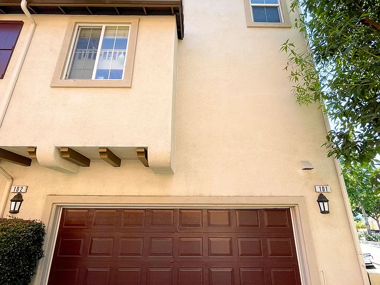 710 S San Fernando Blvd #101 — Photo 21