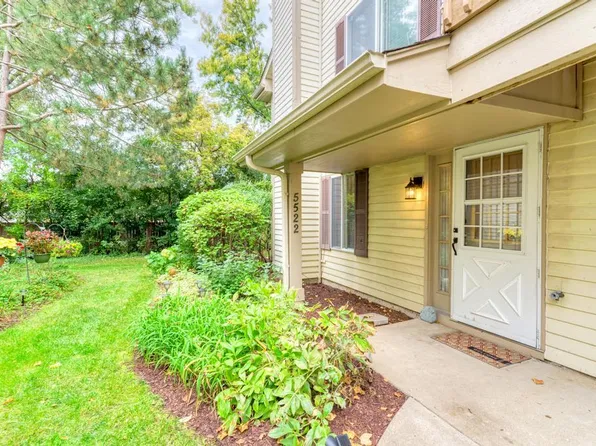 5522 Barclay Ct, Clarendon Hills, IL 60514