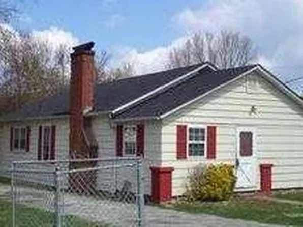 1401 Spruce St, Johnson City, TN 37601