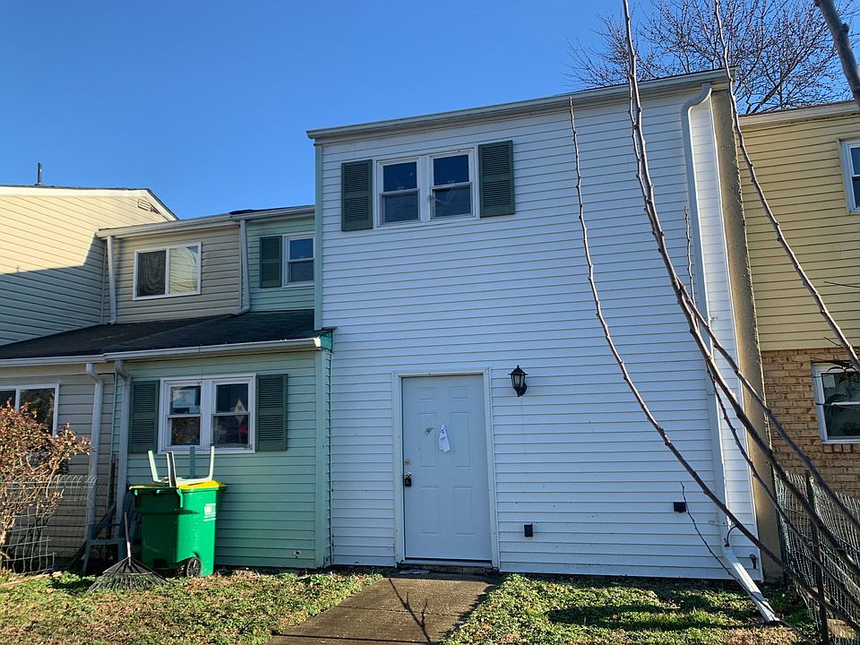 2nd image of 27 Plover Cir