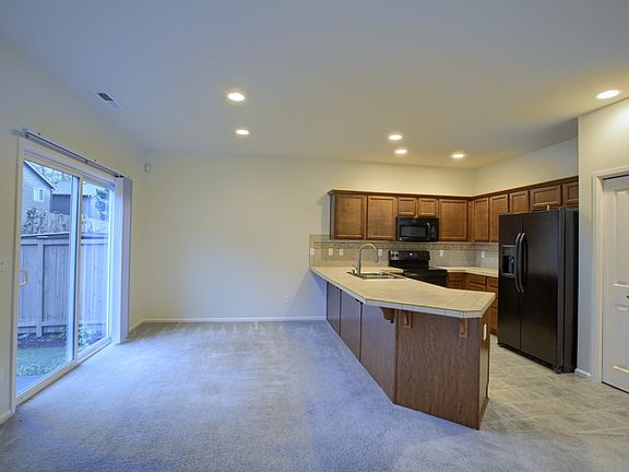 3rd image of 11140 SE 204th St