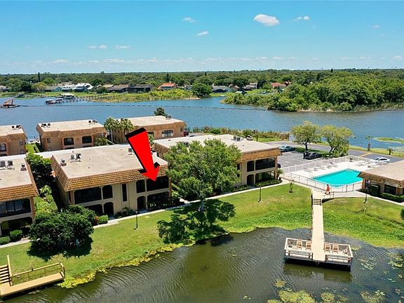 3rd image of 10184 Seminole Island Dr