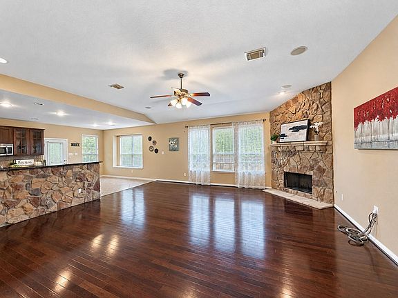 5th image of 10007 Terrance Springs Ln
