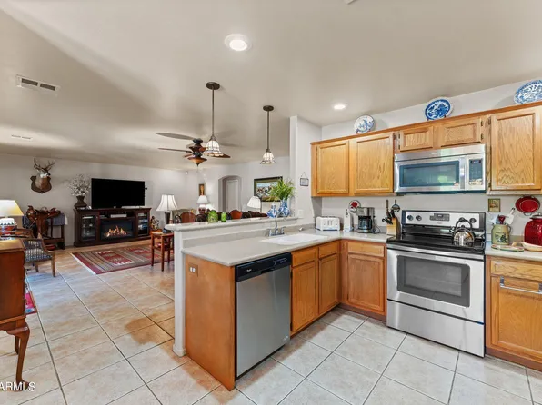 26345 S KRISTINA Drive, Congress, AZ 85332