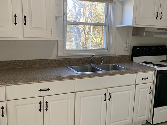 4th image of 3105 Walmsley Blvd