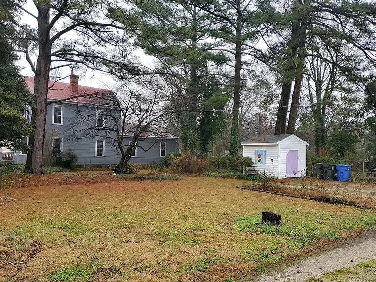 308 Green St NE — Photo 14